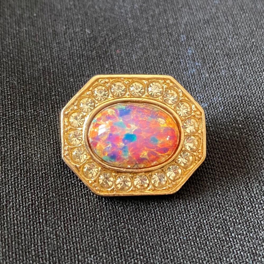 Vintage Pink and Gold-Toned Pearl Enhancer